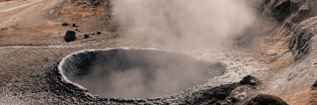 A dead geothermal plant just hit 4,000 gallons a minute after drilling 5,500 feet deeper — Inblix summary