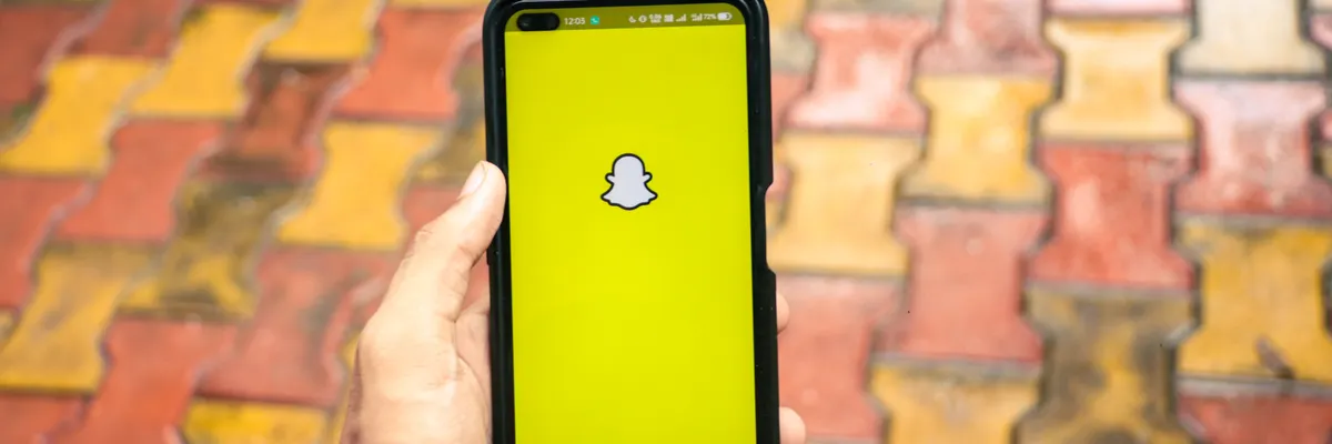 Snapchat pulls algorithm rewards from fully AI-generated videos — Inblix summary